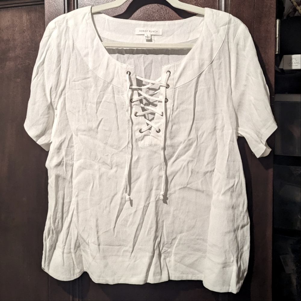 🪽Honey Punch Lace Up Detail Shirt🪽